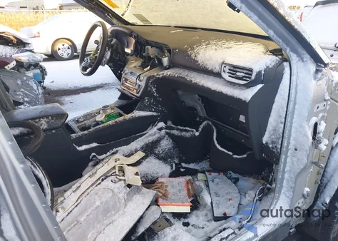 2022 Ford Explorer Xlt z USA, uszkodzony, nr VIN 1FMSK8DH5NGC37191